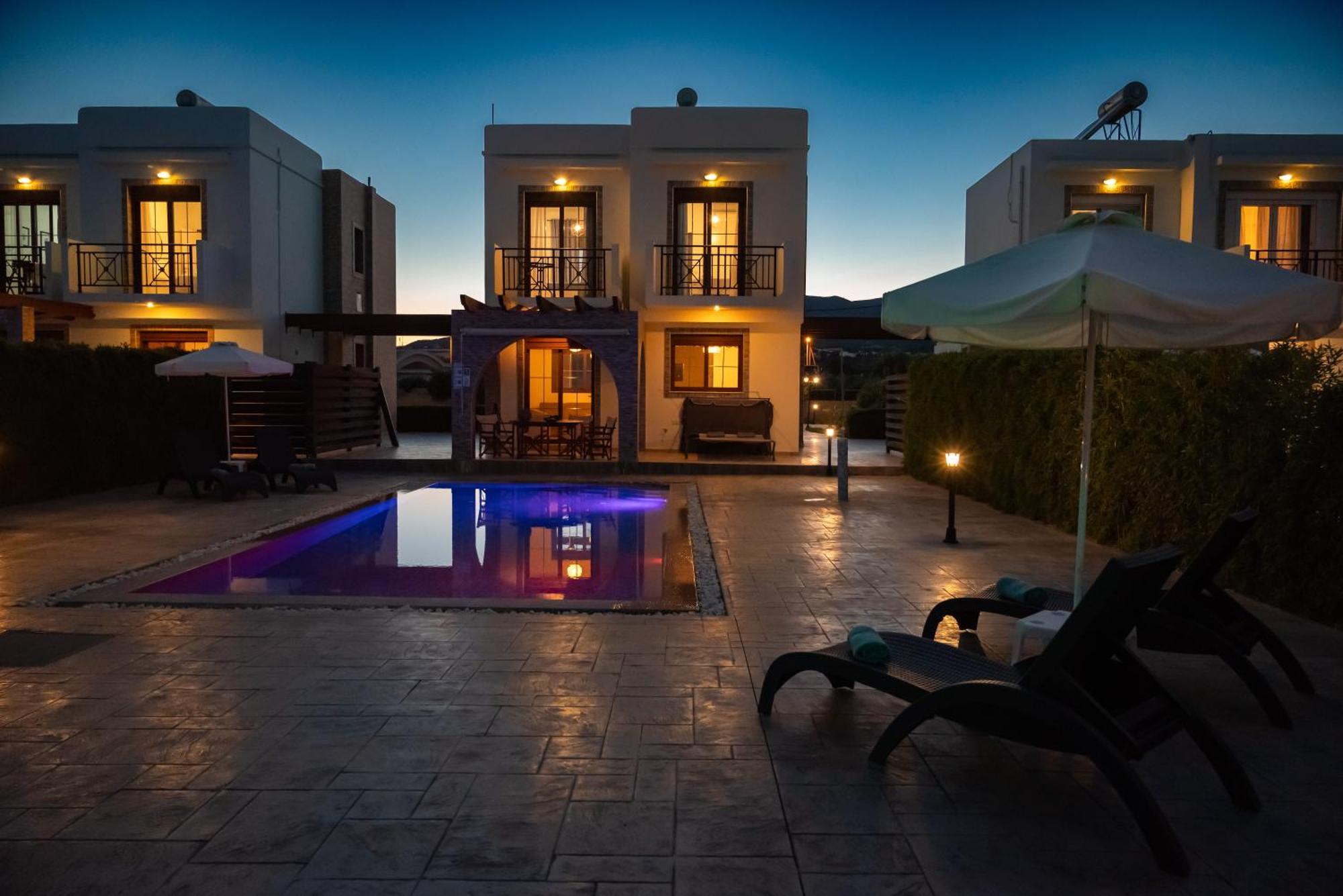 Petra Villas Gennadi Bagian luar foto
