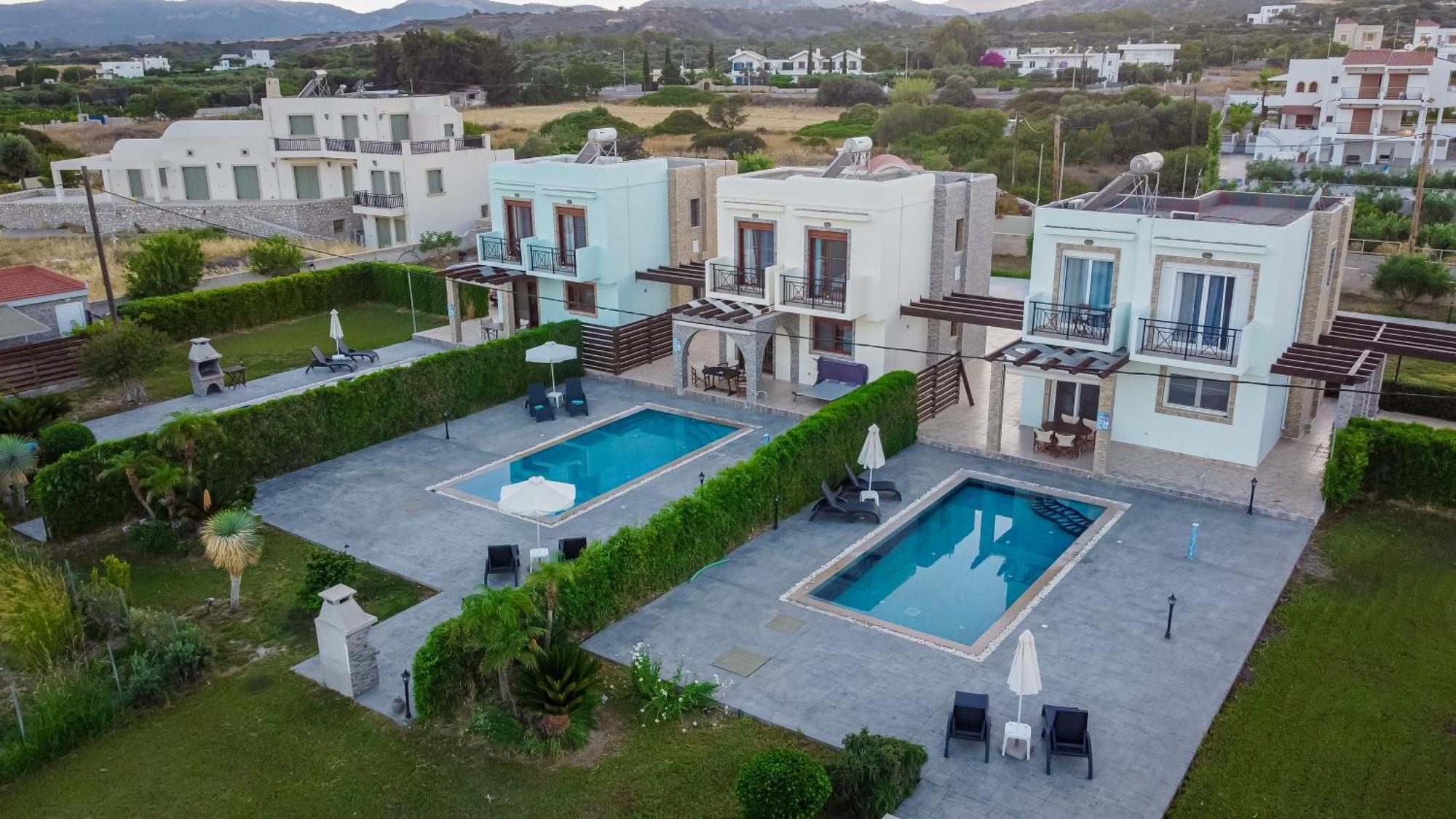 Petra Villas Gennadi Bagian luar foto