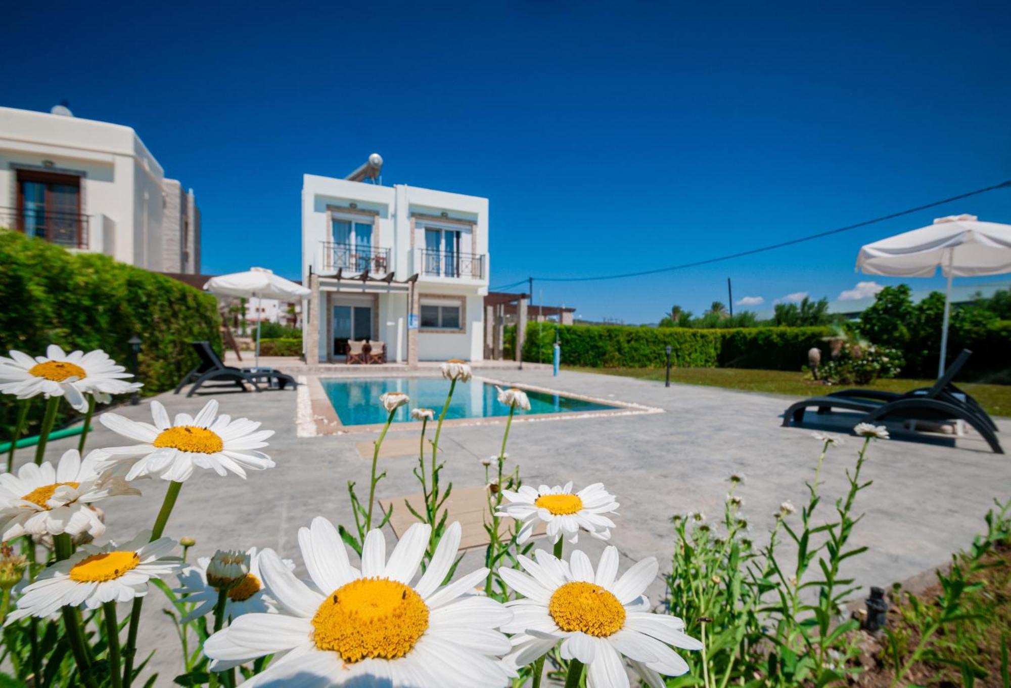 Petra Villas Gennadi Bagian luar foto
