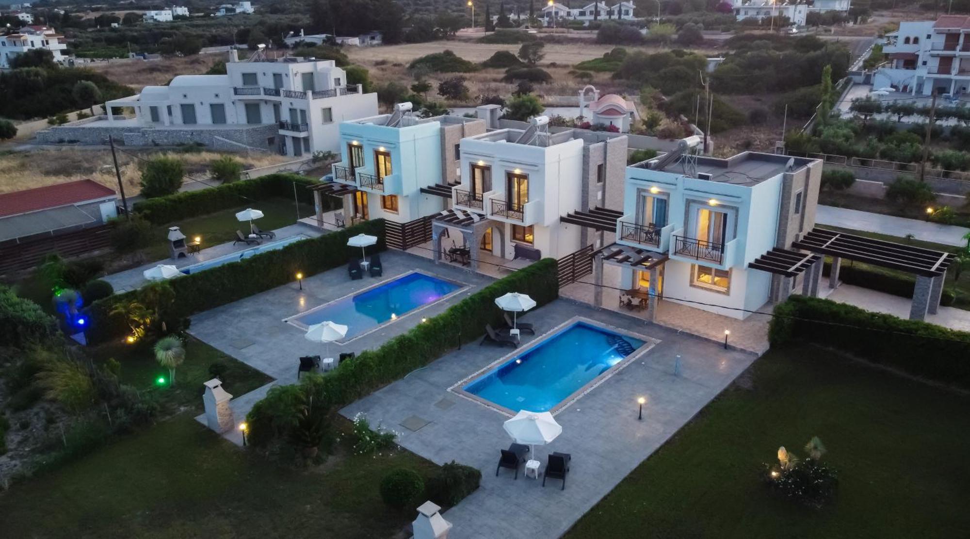 Petra Villas Gennadi Bagian luar foto