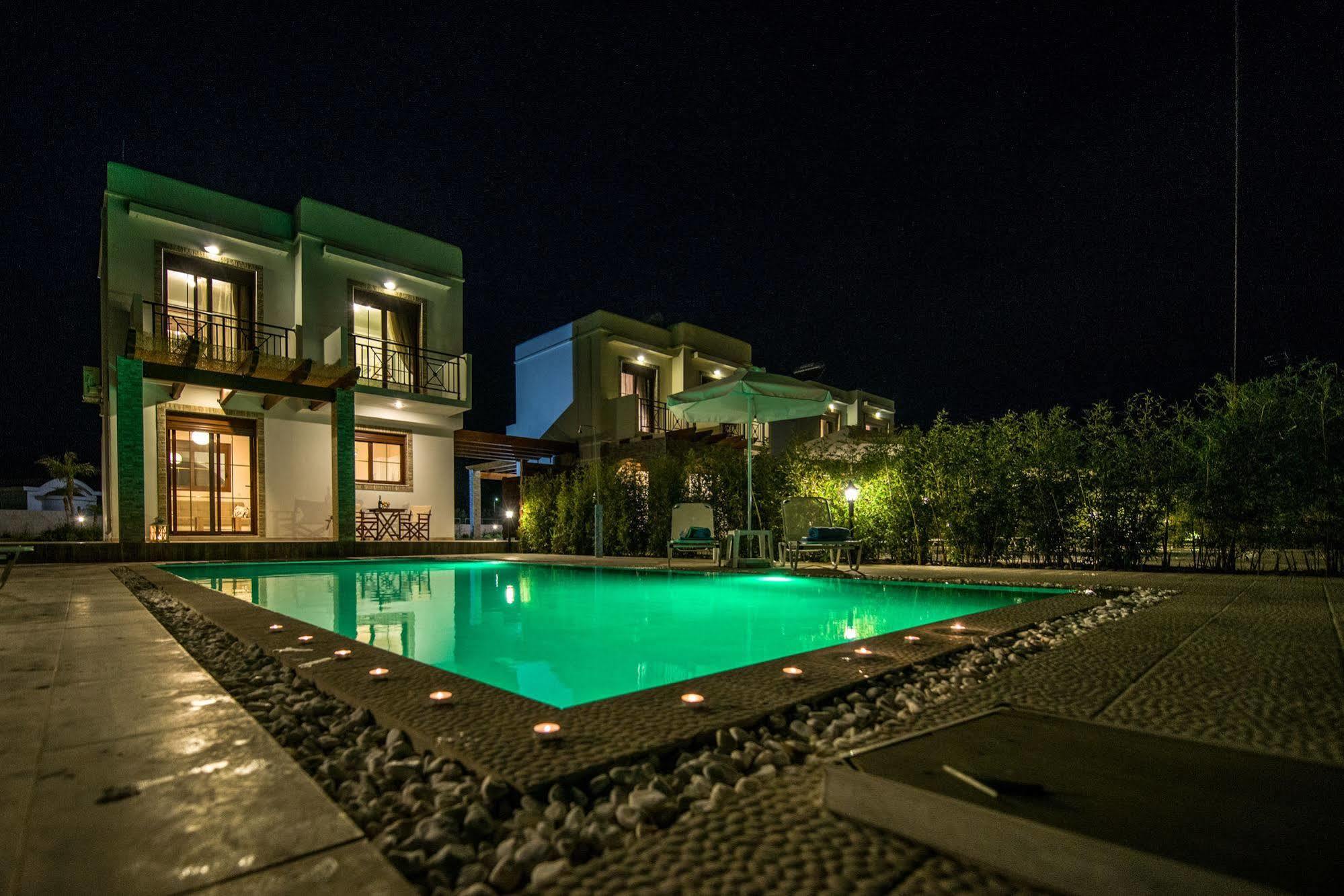 Petra Villas Gennadi Bagian luar foto
