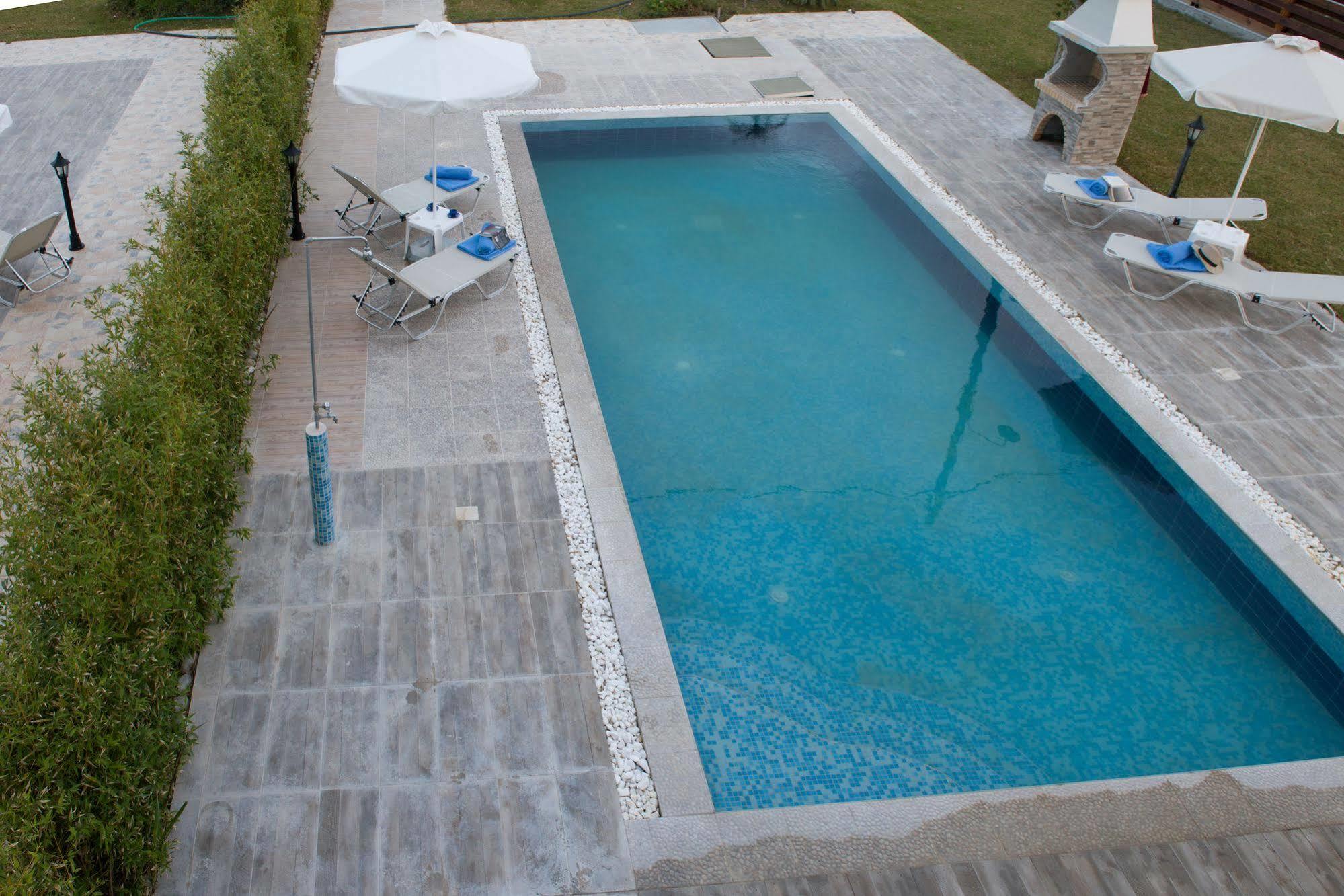 Petra Villas Gennadi Bagian luar foto