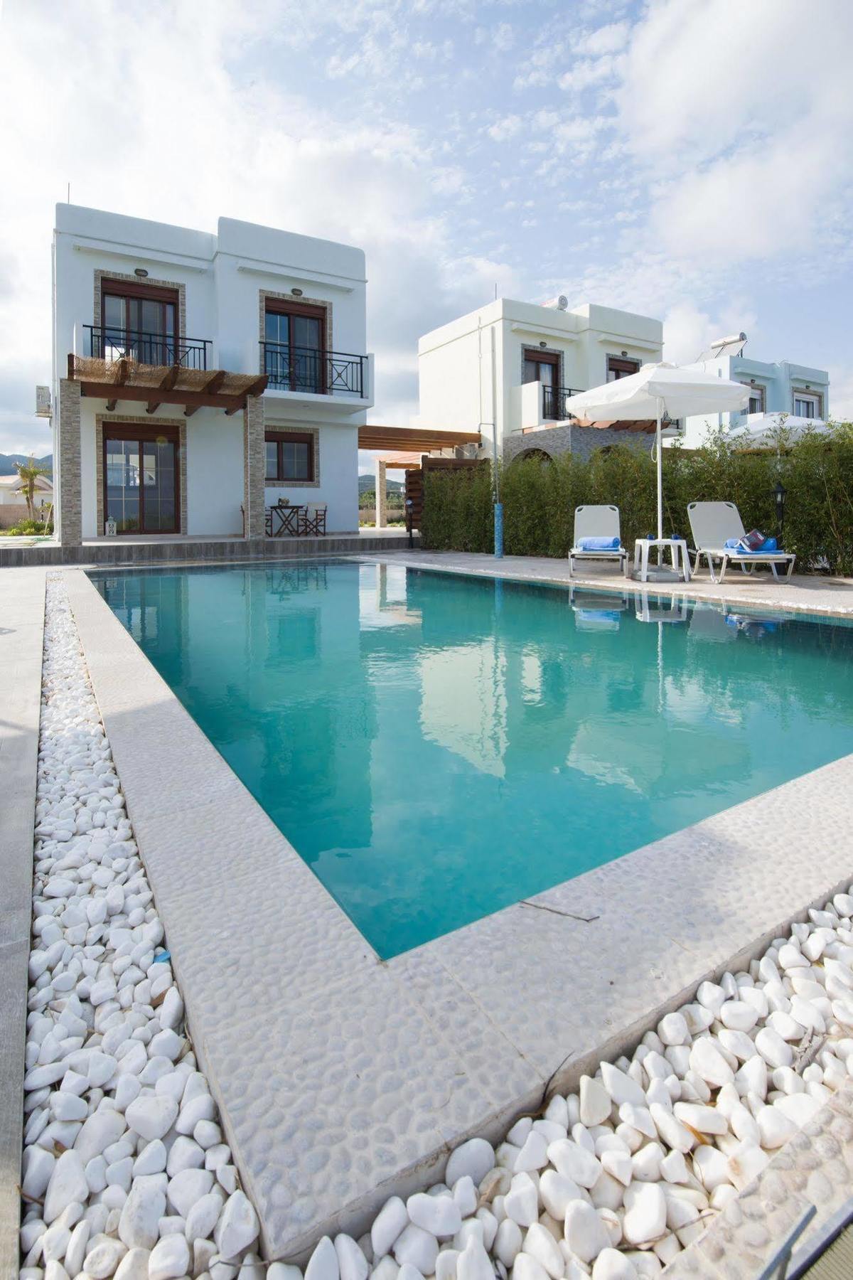 Petra Villas Gennadi Bagian luar foto